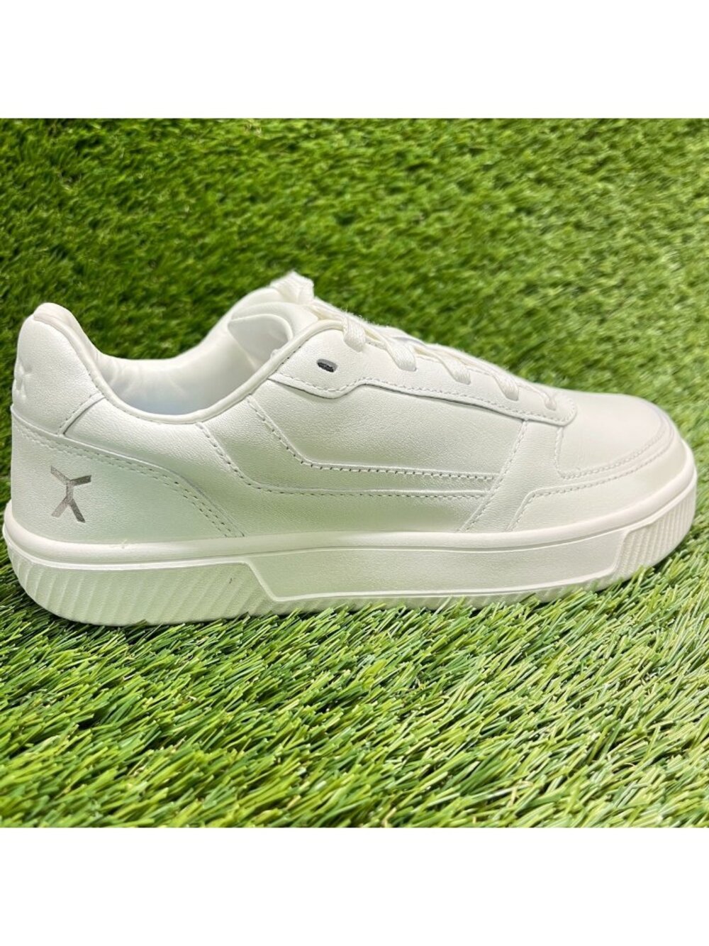 Flux Footwear Adapt Leather Trainer White Womens Size 7 Athletic Shoes Sneakers
